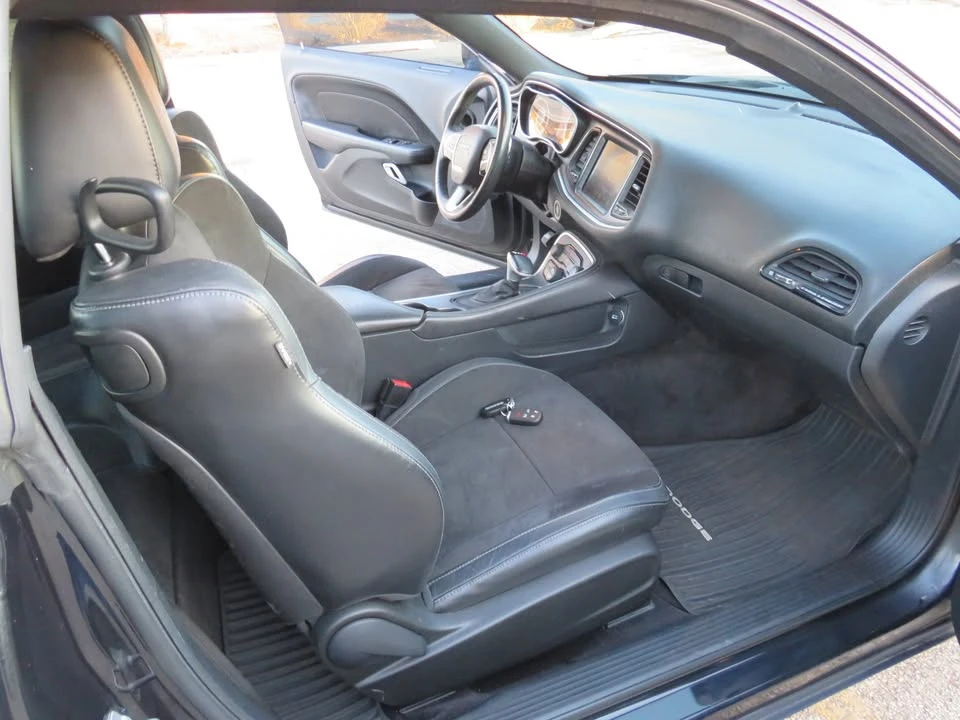 2015 Dodge Challenger SRT8 & 392 3rd Gen - Image 19 of 20