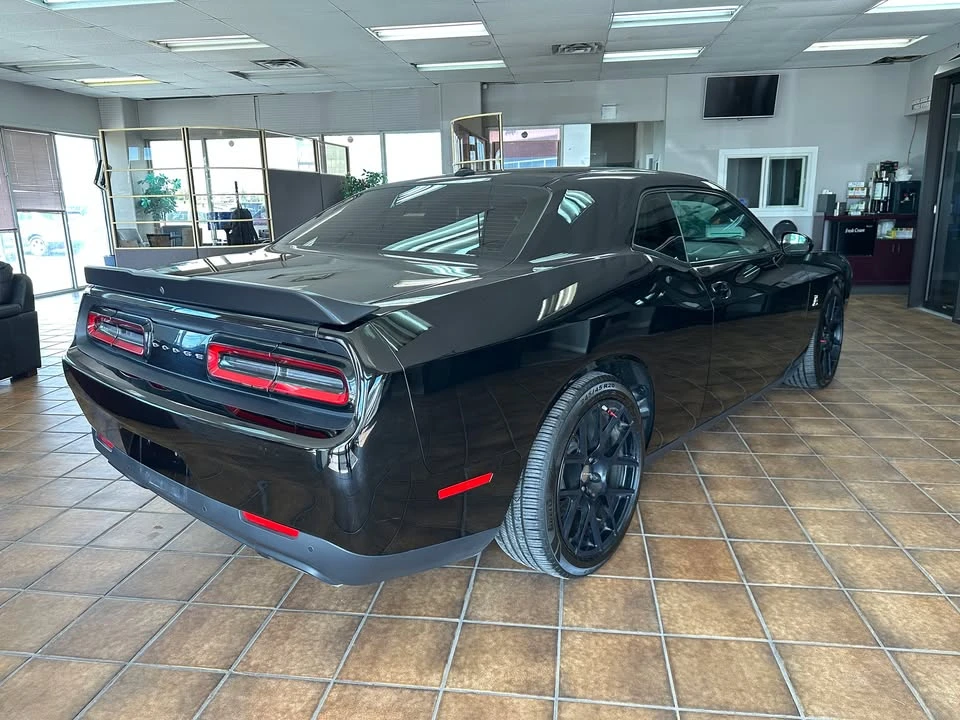 2015 Dodge Challenger SRT8 & 392 3rd Gen - Image 5 of 11