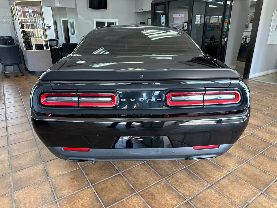 2015 Dodge Challenger SRT8 & 392 3rd Gen - Image 6 of 11