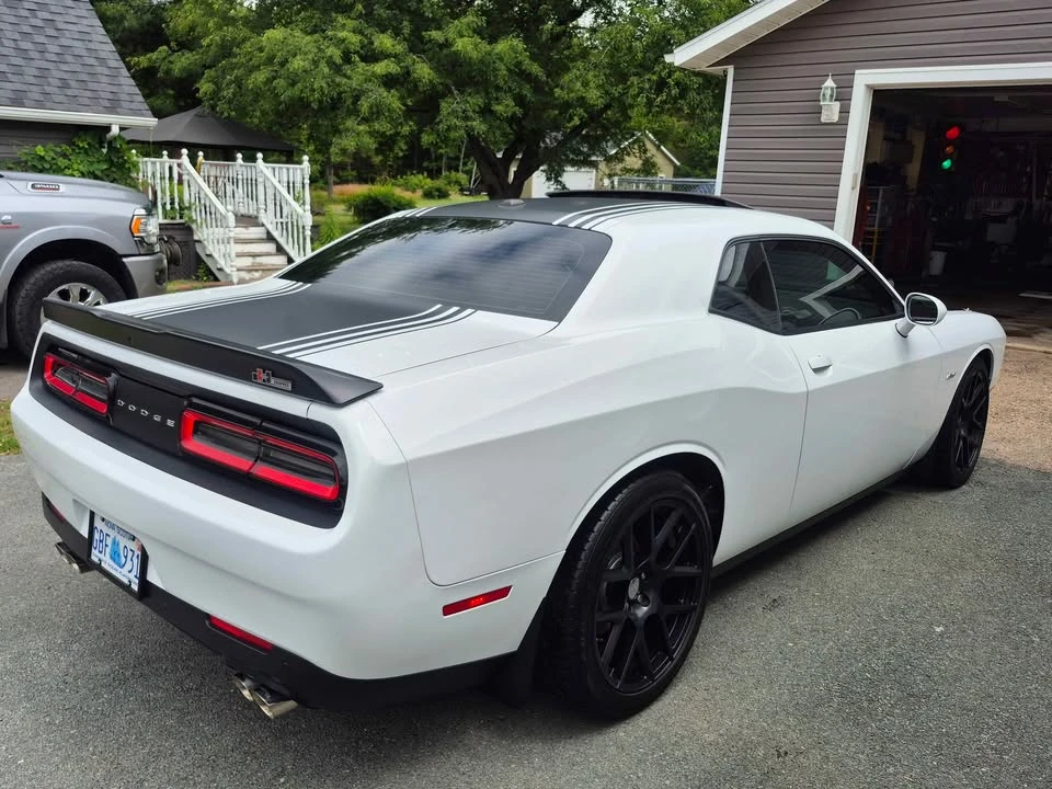 2015 Dodge Challenger SRT Hellcat 3rd Gen - Image 4 of 9