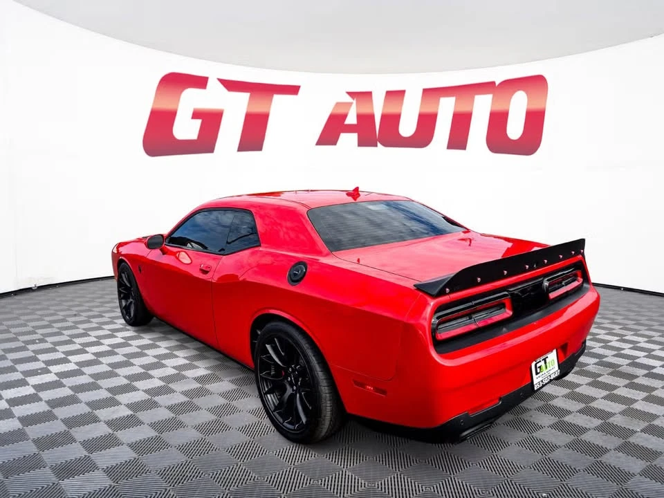 2015 Dodge Challenger SRT8 & 392 3rd Gen - Image 6 of 17