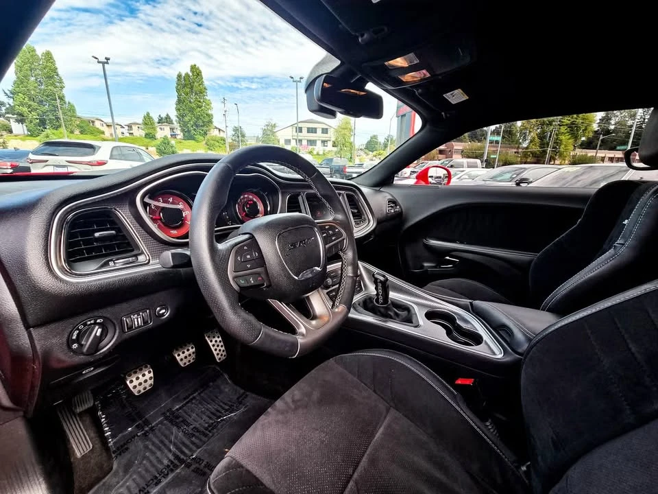 2015 Dodge Challenger SRT8 & 392 3rd Gen - Image 10 of 17