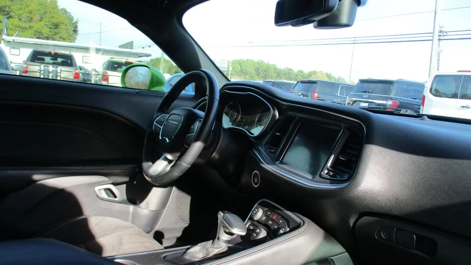 2015 Dodge Challenger SRT8 & 392 3rd Gen - Image 17 of 19
