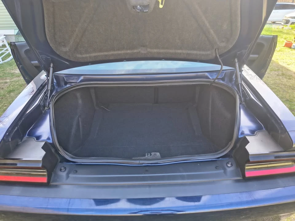 2015 Dodge Challenger SRT8 & 392 3rd Gen - Image 11 of 12