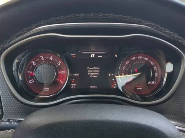2015 Dodge Challenger SRT Hellcat 3rd Gen - Image 8 of 10