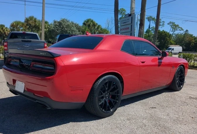 2015 Dodge Challenger SRT Hellcat 3rd Gen - Image 4 of 10