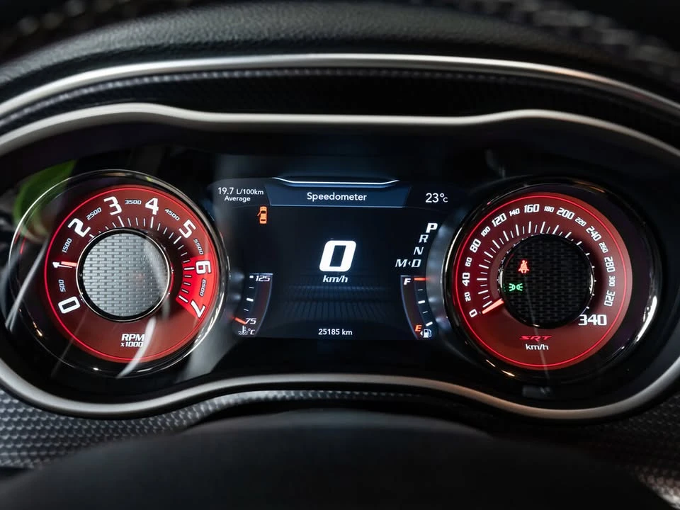 2015 Dodge Challenger SRT Hellcat 3rd Gen - Image 7 of 9