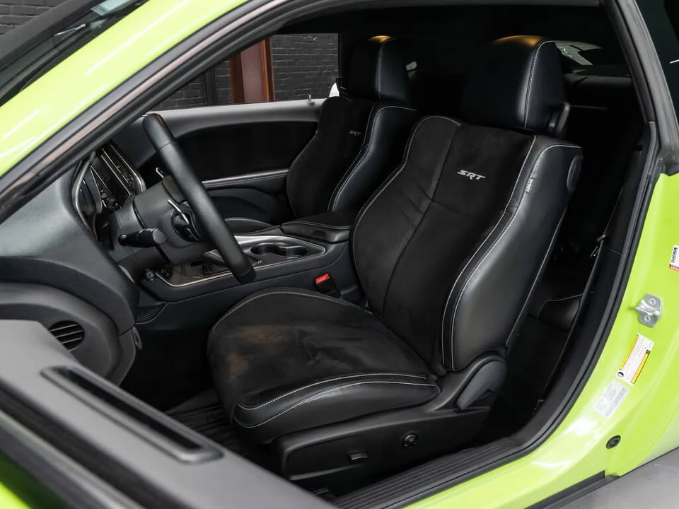2015 Dodge Challenger SRT Hellcat 3rd Gen - Image 5 of 9