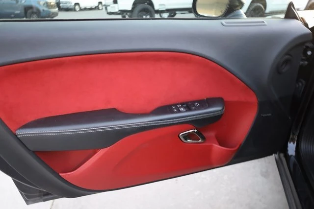 2015 Dodge Challenger SRT Hellcat 3rd Gen - Image 10 of 16