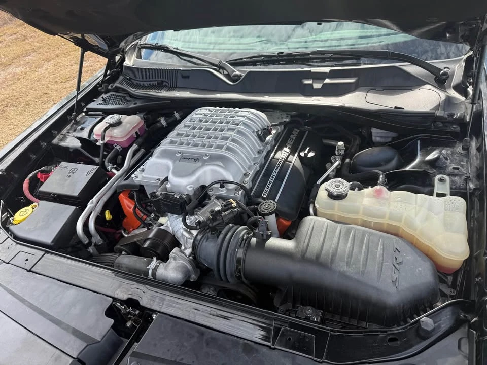 2015 Dodge Challenger SRT Hellcat 3rd Gen - Image 12 of 16