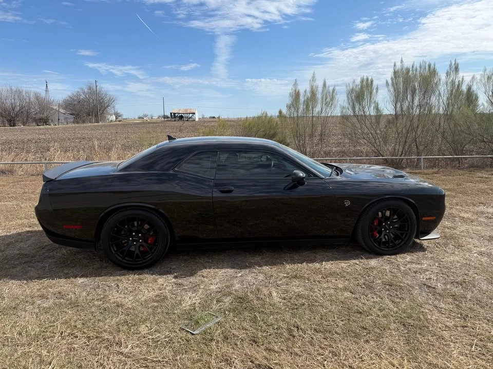 2015 Dodge Challenger SRT Hellcat 3rd Gen - Image 5 of 16