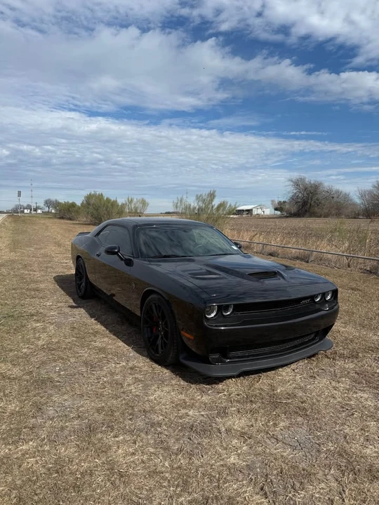 2015 Dodge Challenger SRT Hellcat 3rd Gen - Image 6 of 16