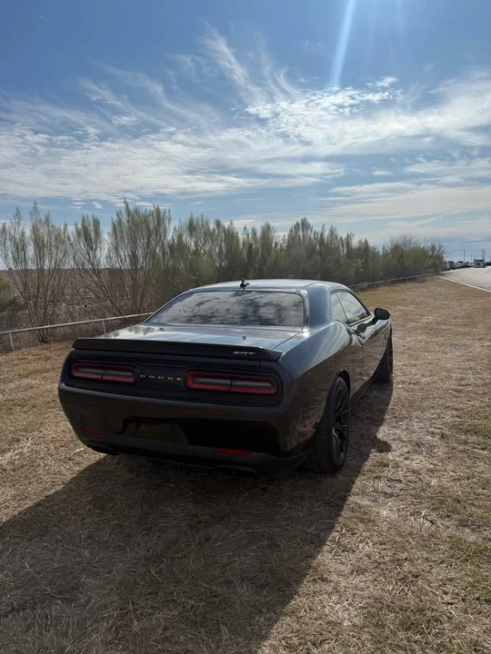 2015 Dodge Challenger SRT Hellcat 3rd Gen - Image 4 of 16