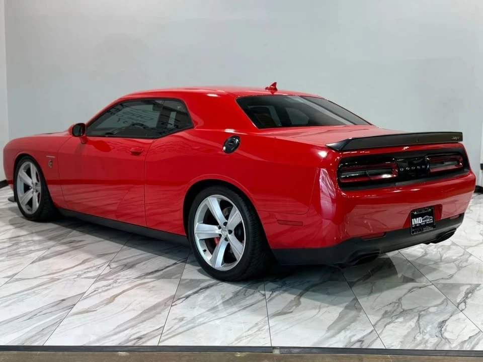2015 Dodge Challenger SRT Hellcat 3rd Gen - Image 9 of 20