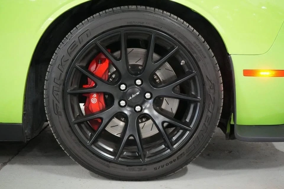 2015 Dodge Challenger SRT Hellcat 3rd Gen - Image 9 of 10