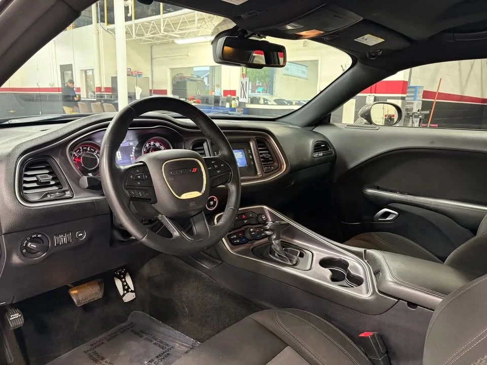 2015 Dodge Challenger 3rd Gen - Image 2 of 17