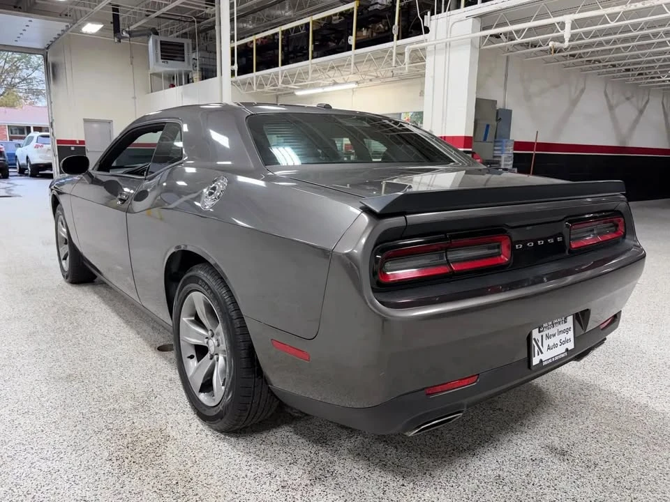 2015 Dodge Challenger 3rd Gen - Image 13 of 17