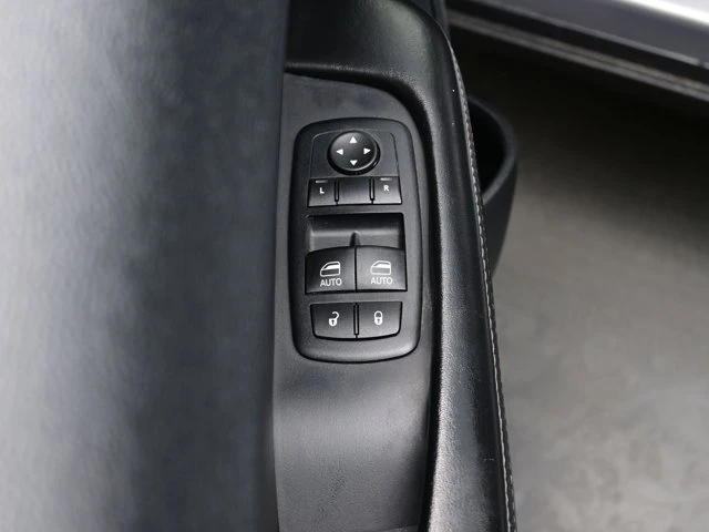 2015 Dodge Challenger 3rd Gen - Image 9 of 19