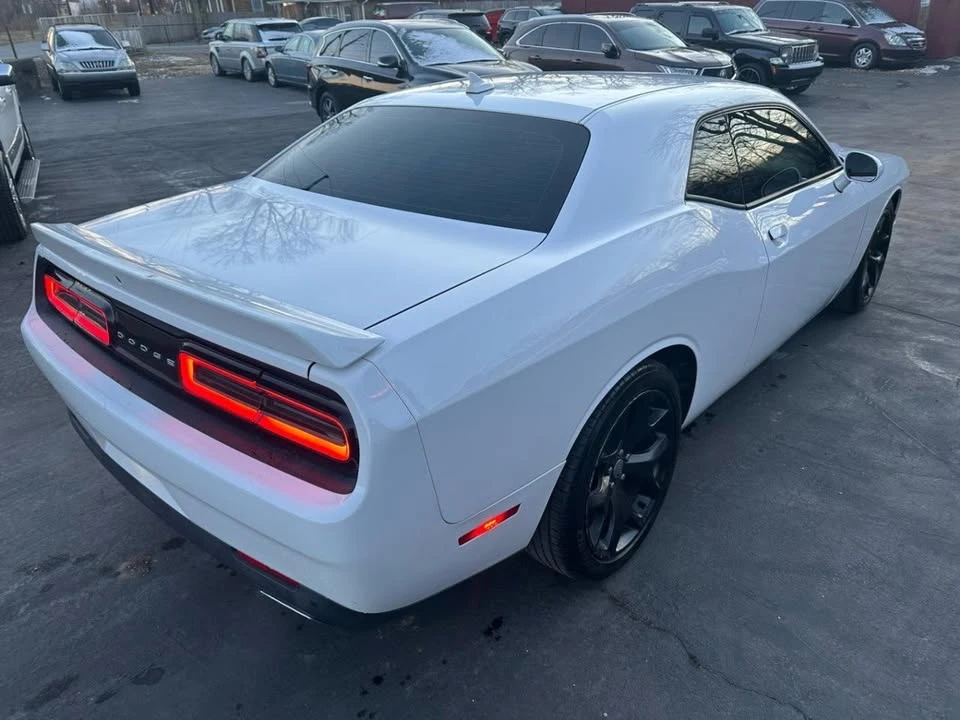 2015 Dodge Challenger 3rd Gen - Image 10 of 20