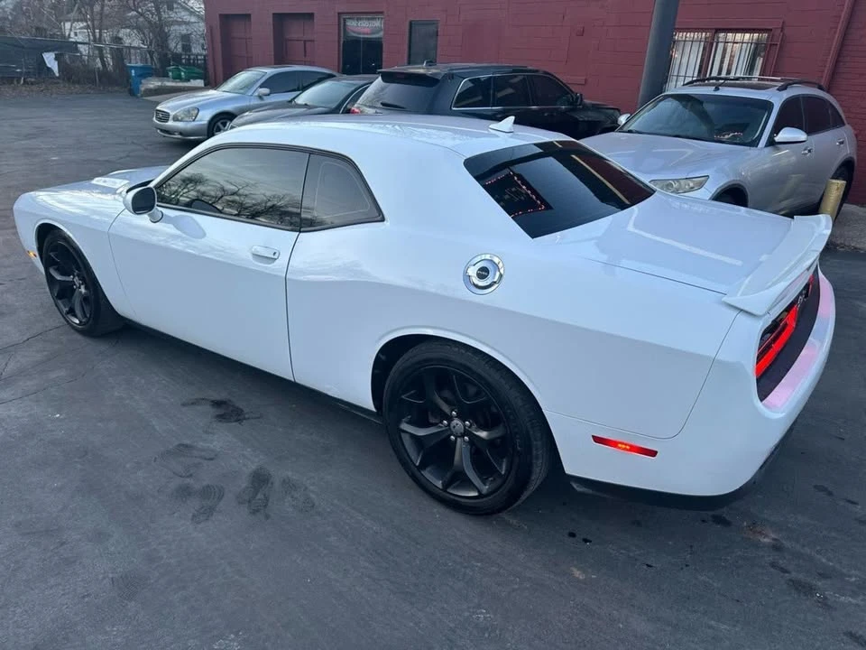 2015 Dodge Challenger 3rd Gen - Image 5 of 20