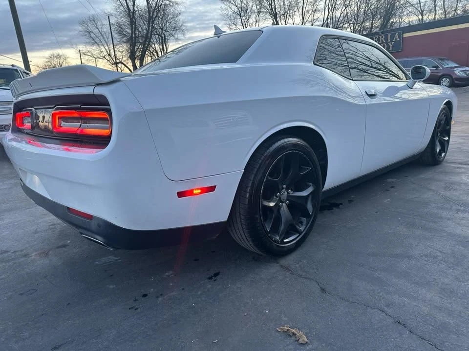 2015 Dodge Challenger 3rd Gen - Image 11 of 20