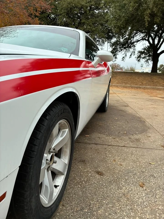 2015 Dodge Challenger 3rd Gen - Image 2 of 13