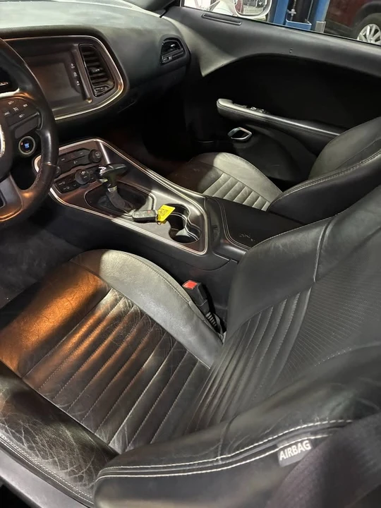 2015 Dodge Challenger 3rd Gen - Image 10 of 13