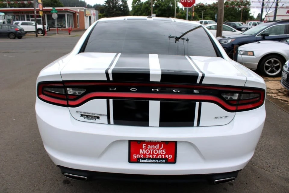 2015 Dodge Charger 7th Gen - Image 3 of 9