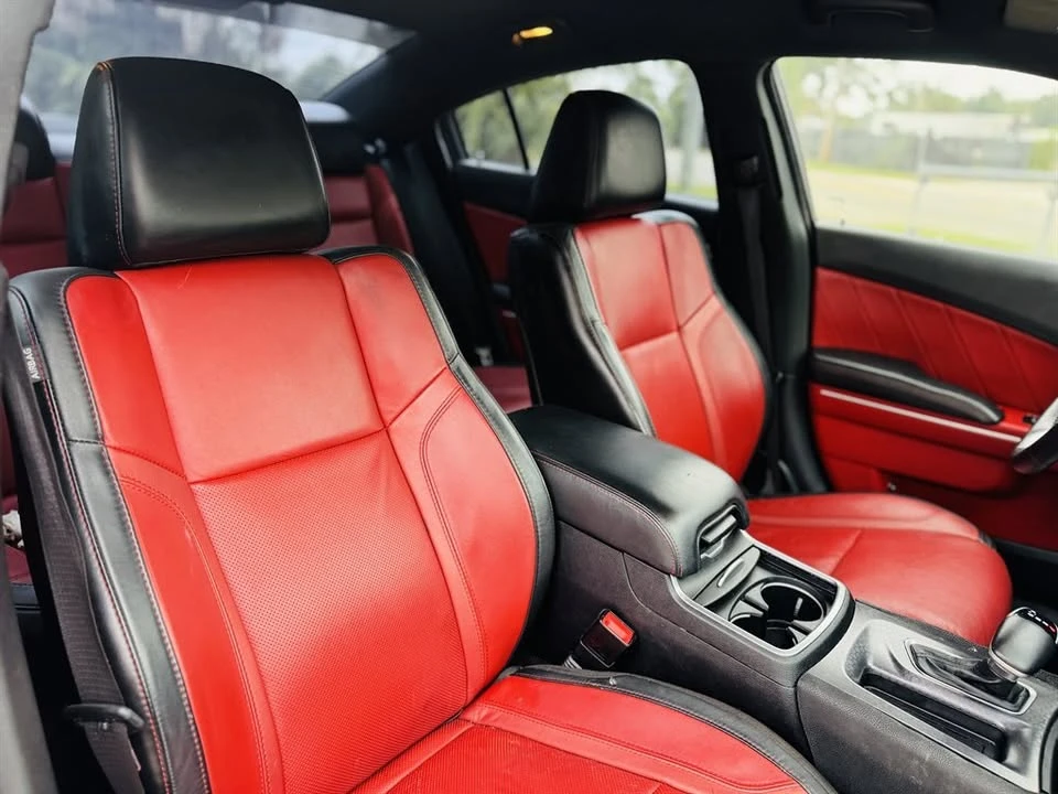 2015 Dodge Charger 7th Gen - Image 13 of 20