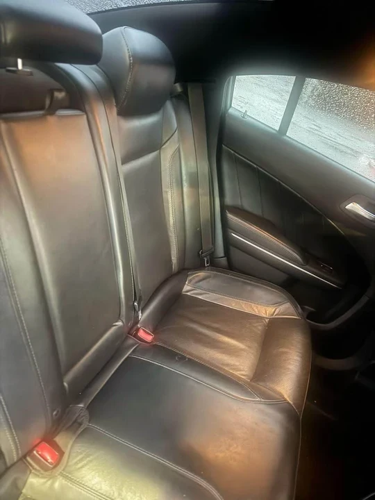 2015 Dodge Charger 7th Gen - Image 10 of 11
