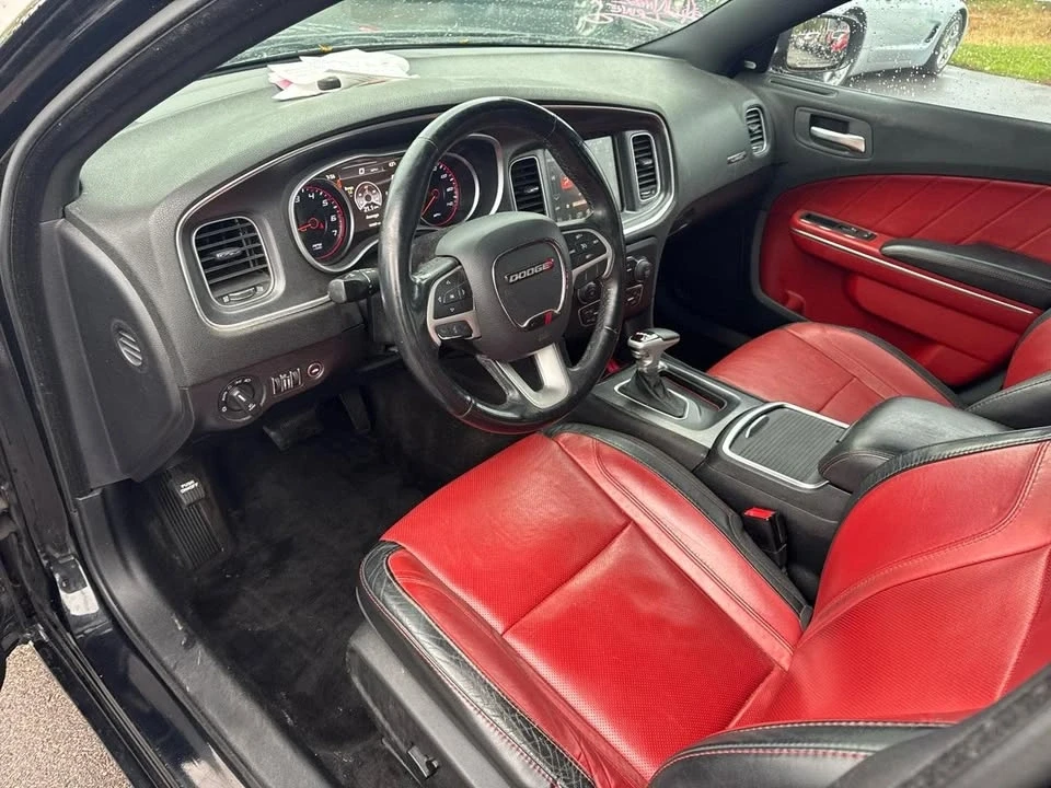 2015 Dodge Charger 7th Gen - Image 10 of 12