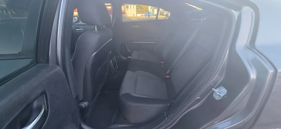 2015 Dodge Charger 7th Gen - Image 13 of 16