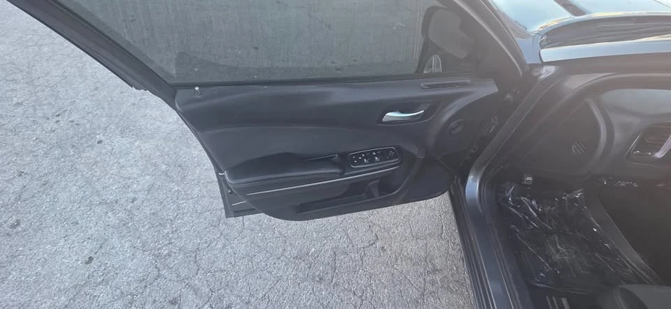 2015 Dodge Charger 7th Gen - Image 6 of 16