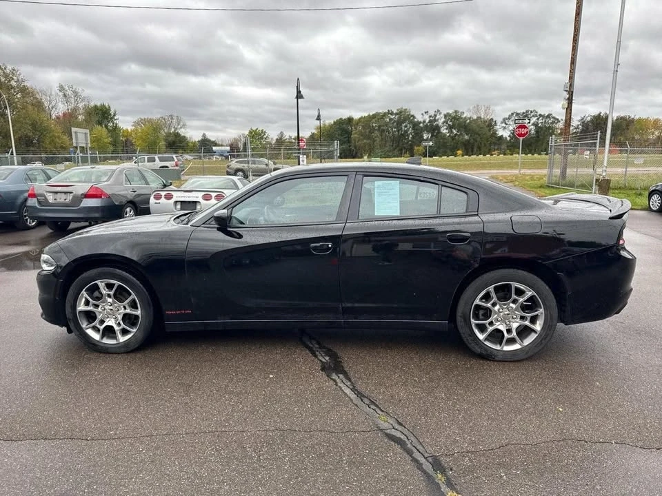 2015 Dodge Charger 7th Gen - Image 9 of 12