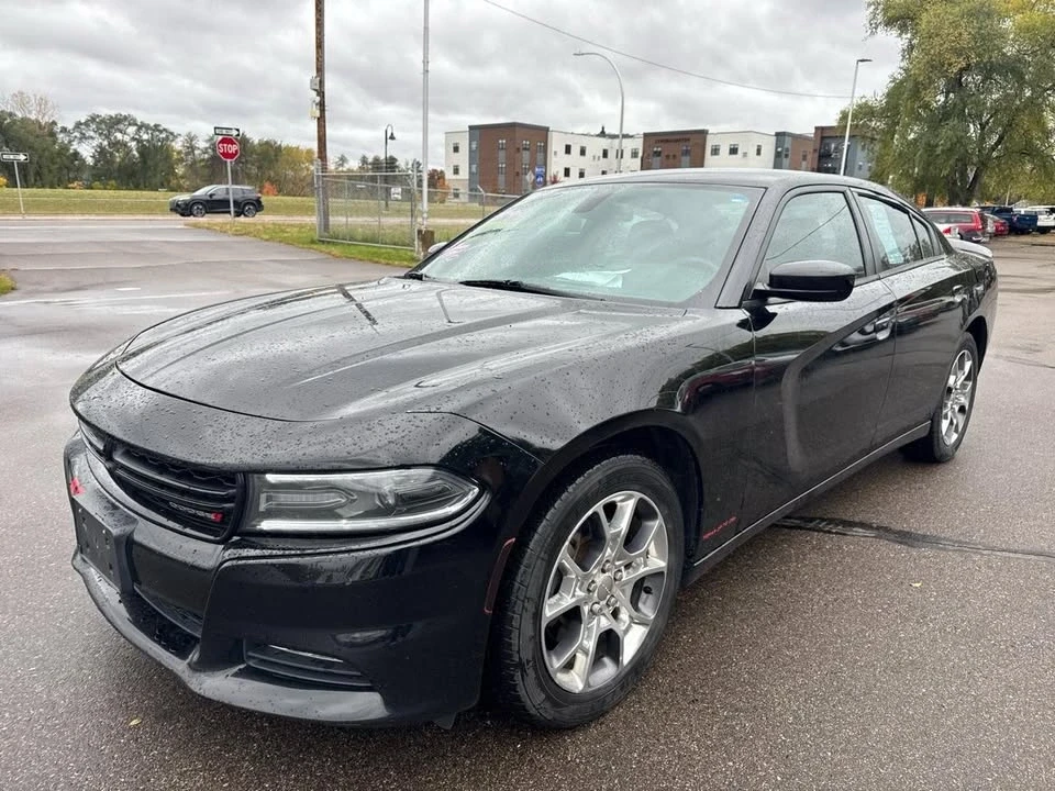 2015 Dodge Charger 7th Gen - Image 2 of 12