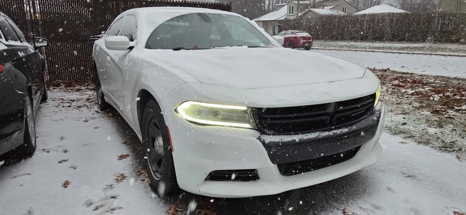2015 Dodge Charger 7th Gen - Image 2 of 12