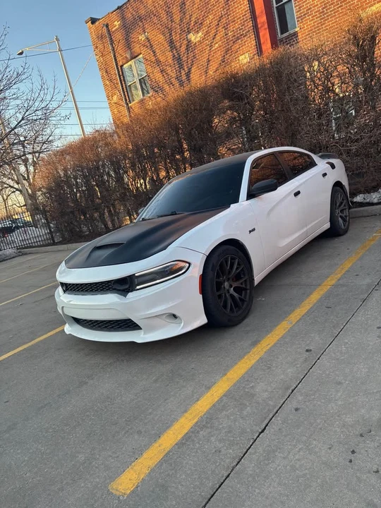 2015 Dodge Charger 7th Gen - Image 4 of 8
