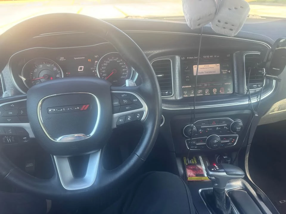 2015 Dodge Charger 7th Gen - Image 5 of 8
