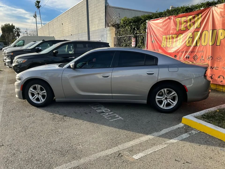 2015 Dodge Charger 7th Gen - Image 5 of 17