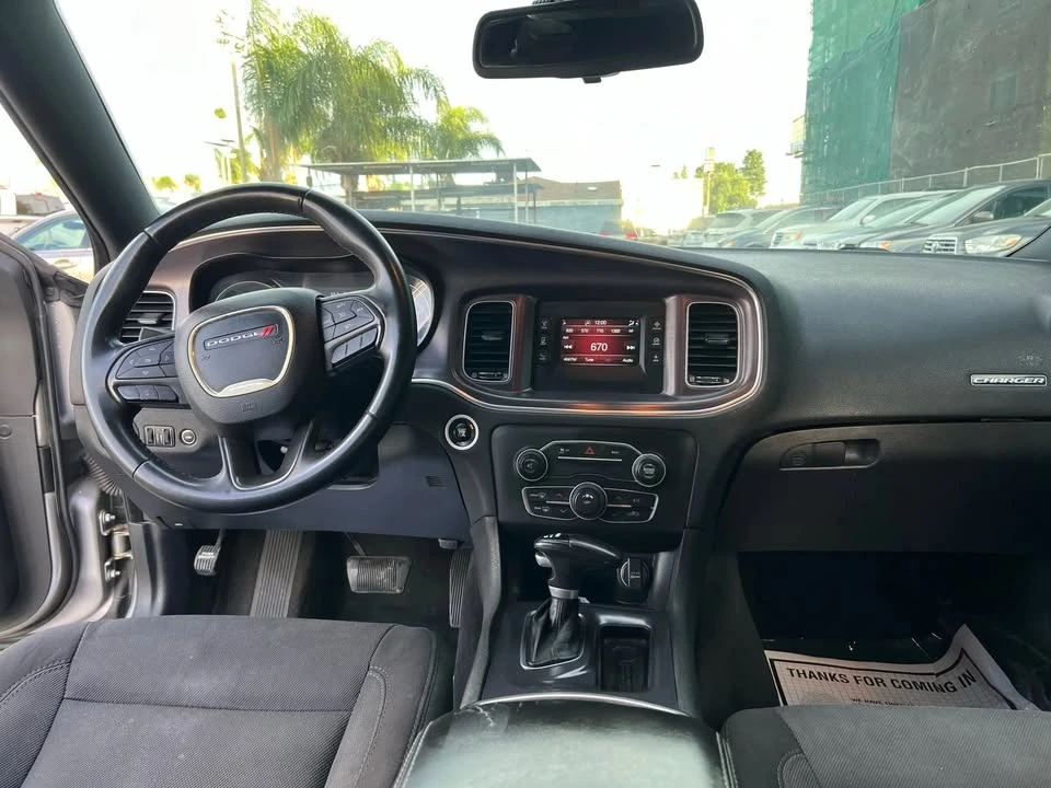 2015 Dodge Charger 7th Gen - Image 10 of 17