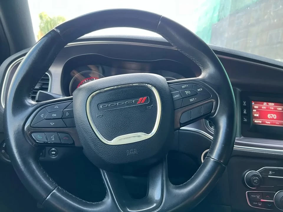 2015 Dodge Charger 7th Gen - Image 14 of 17