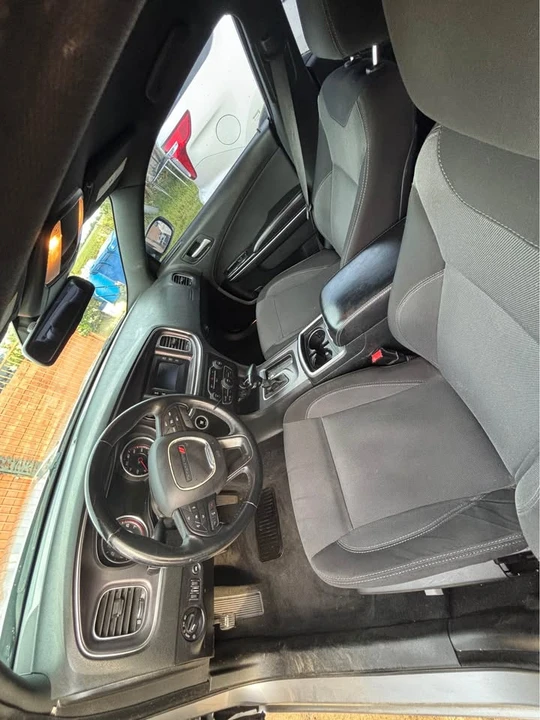 2015 Dodge Charger 7th Gen - Image 6 of 7