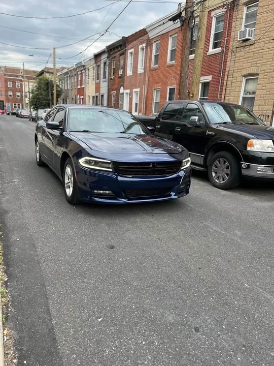 2015 Dodge Charger 7th Gen - Image 4 of 8