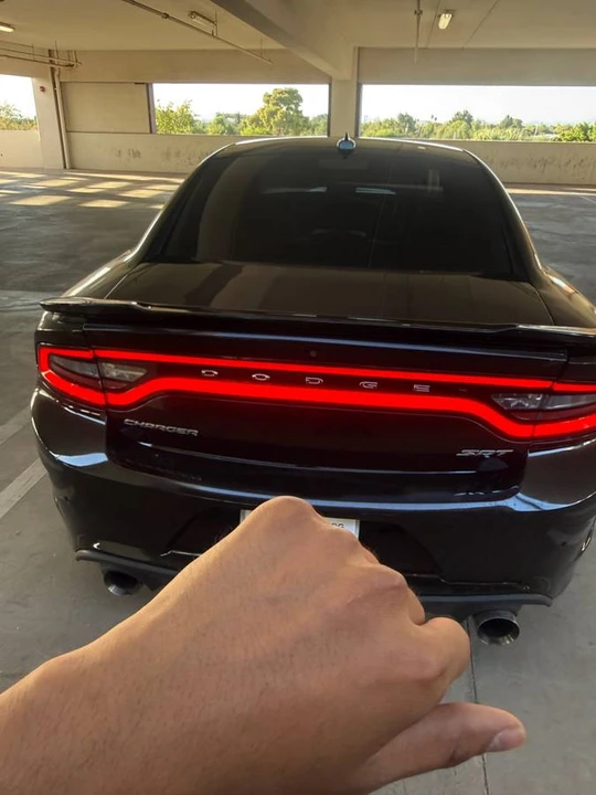 2015 Dodge Charger SRT & 392 7th Gen - Image 3 of 8