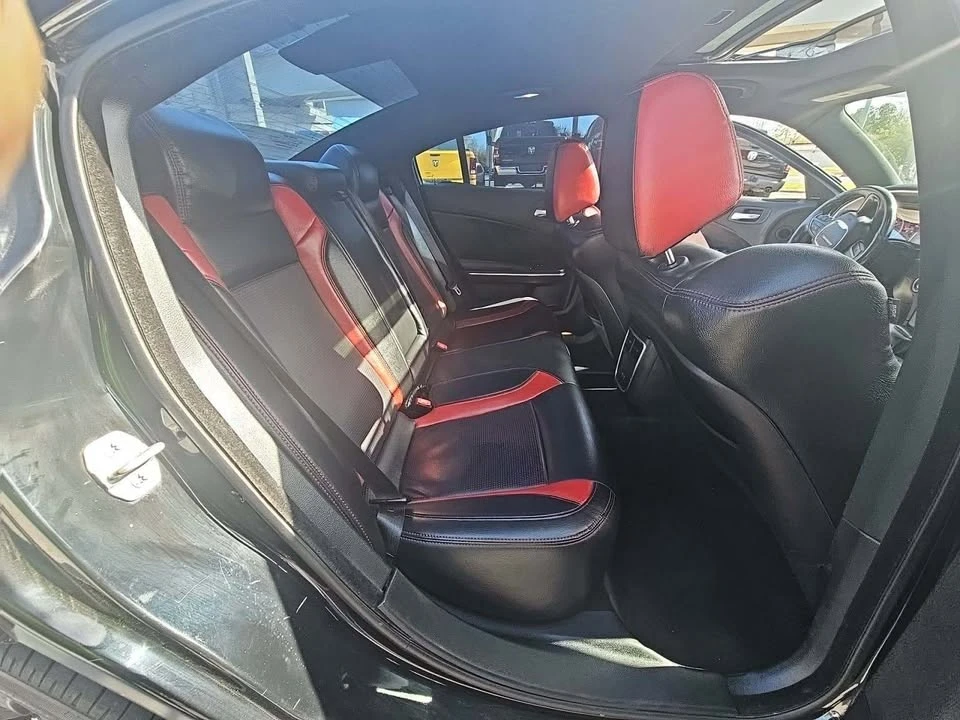 2015 Dodge Charger 7th Gen - Image 7 of 9