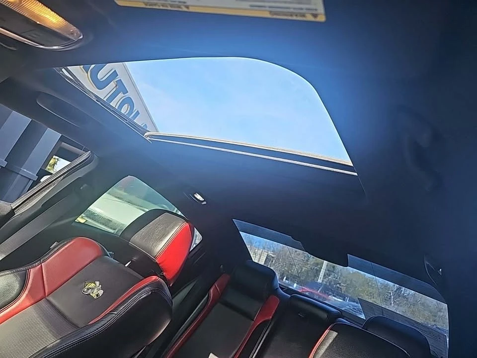 2015 Dodge Charger 7th Gen - Image 6 of 9