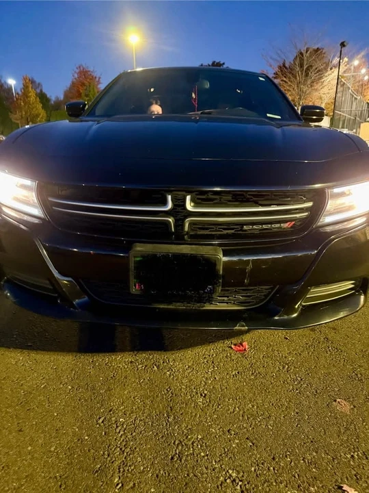 2015 Dodge Charger 7th Gen - Image 5 of 9