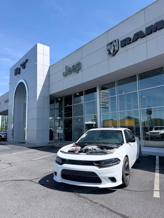 2015 Dodge Charger SRT Hellcat 7th Gen - Image 5 of 5