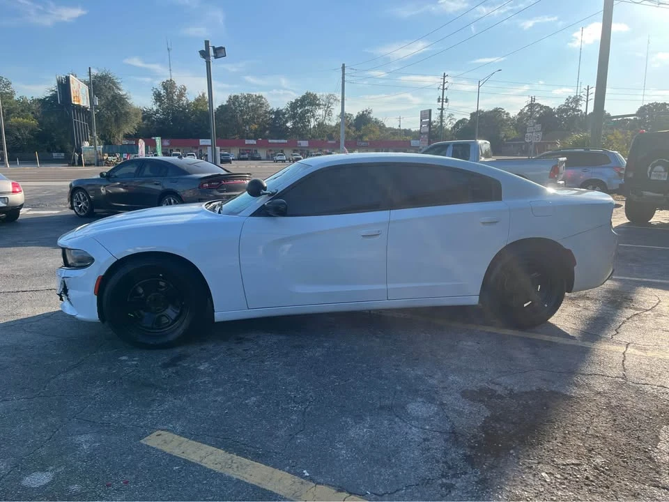 2015 Dodge Charger 7th Gen - Image 3 of 13