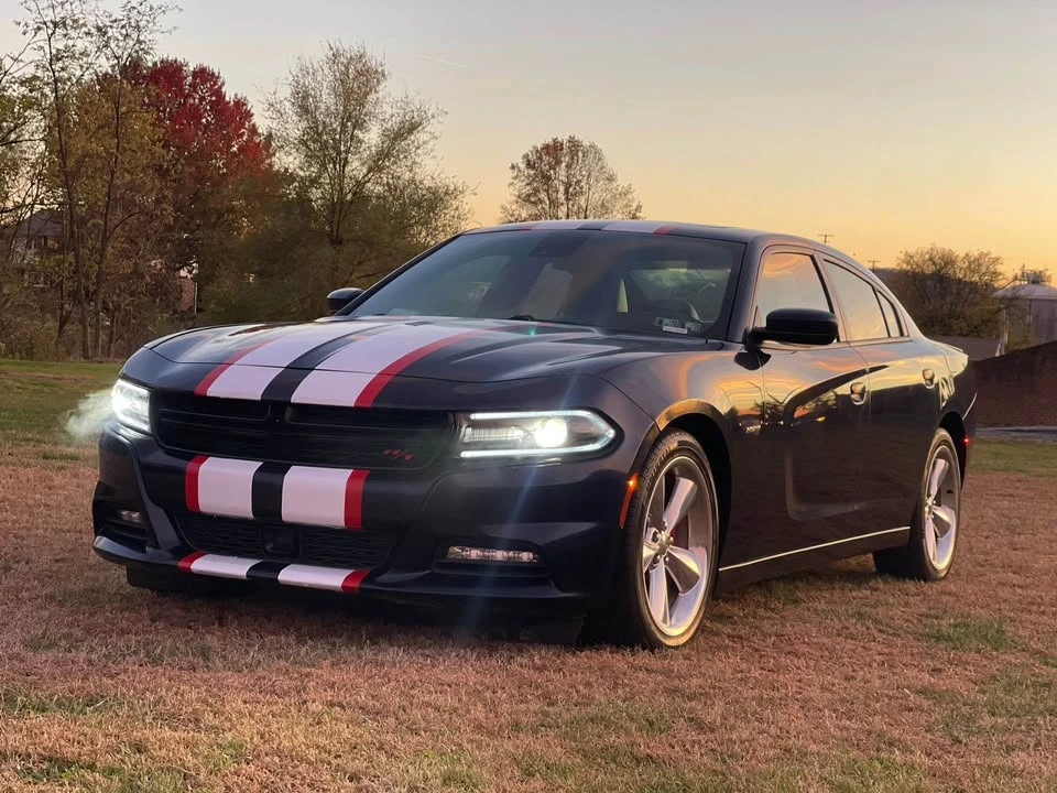 2015 Dodge Charger 7th Gen - Image 2 of 15